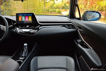 2018款奕泽IZOA 2.0L自动奕炫版