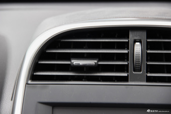 2015款瑞虎3 1.6L手动智尚周年运动版 钻石银