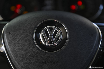 2016款宝来1.6L自动豪华型