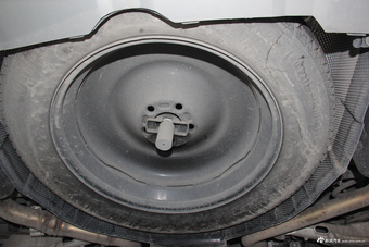 2018款发现神行2.0T自动HSE LUXURY