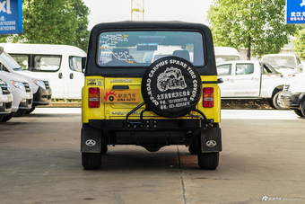 2016款BJ 212 2.0L手动方门四驱豪华型 国IV