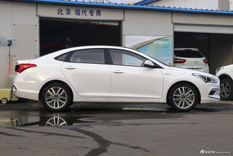 2017款名图1.6T自动智能型GLS