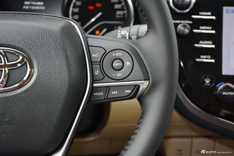 2018款凯美瑞2.5HG自动豪华版