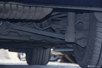 2016款宝马2系旅行车218i 1.5T自动运动设计套装 