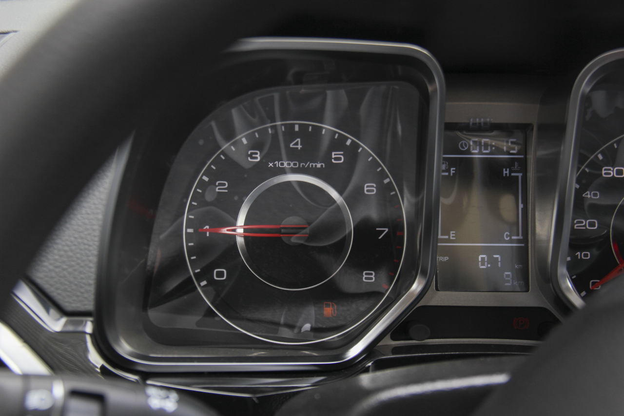 2017款大迈X5 1.6L手动精英型经典版