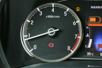 2017款思铂睿2.4L自动豪华版