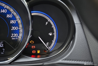 2017款YARiS L 致炫1.5G自动劲速天窗升级版