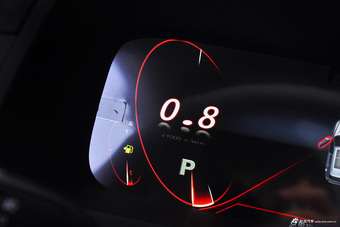 2016款众泰T600 2.0T自动尊贵型运动版