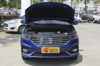 2018款宝骏360 1.5L自动豪华型