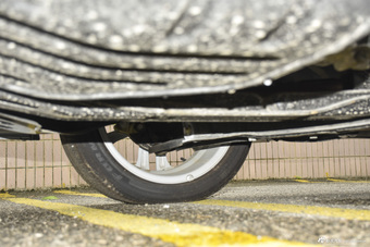 2015款利亚纳A6 1.4L手动两厢理想型