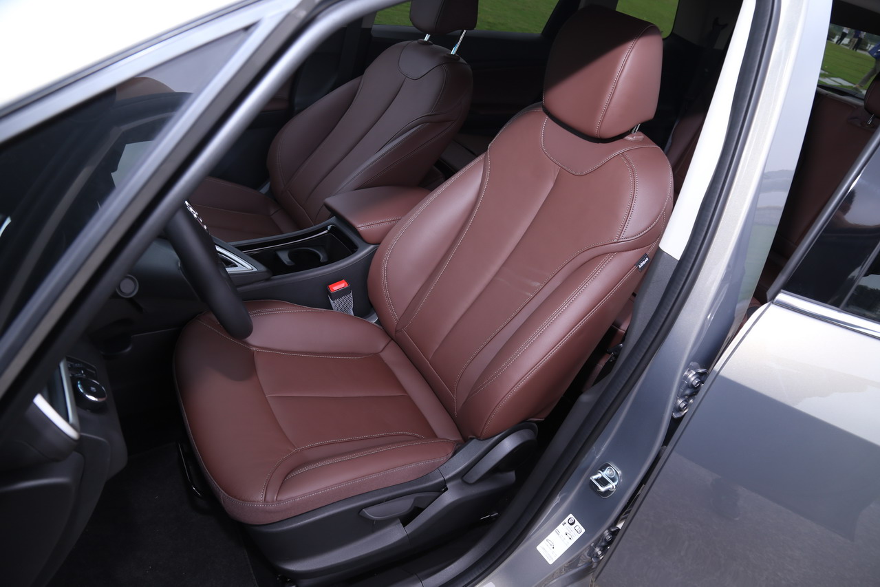 2018款别克GL6 1.3T自动18T尊贵型6座