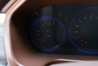 2018款北汽幻速S7 1.5T 手动豪华型