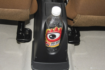 2014款启辰R30 1.2L手动尊享版