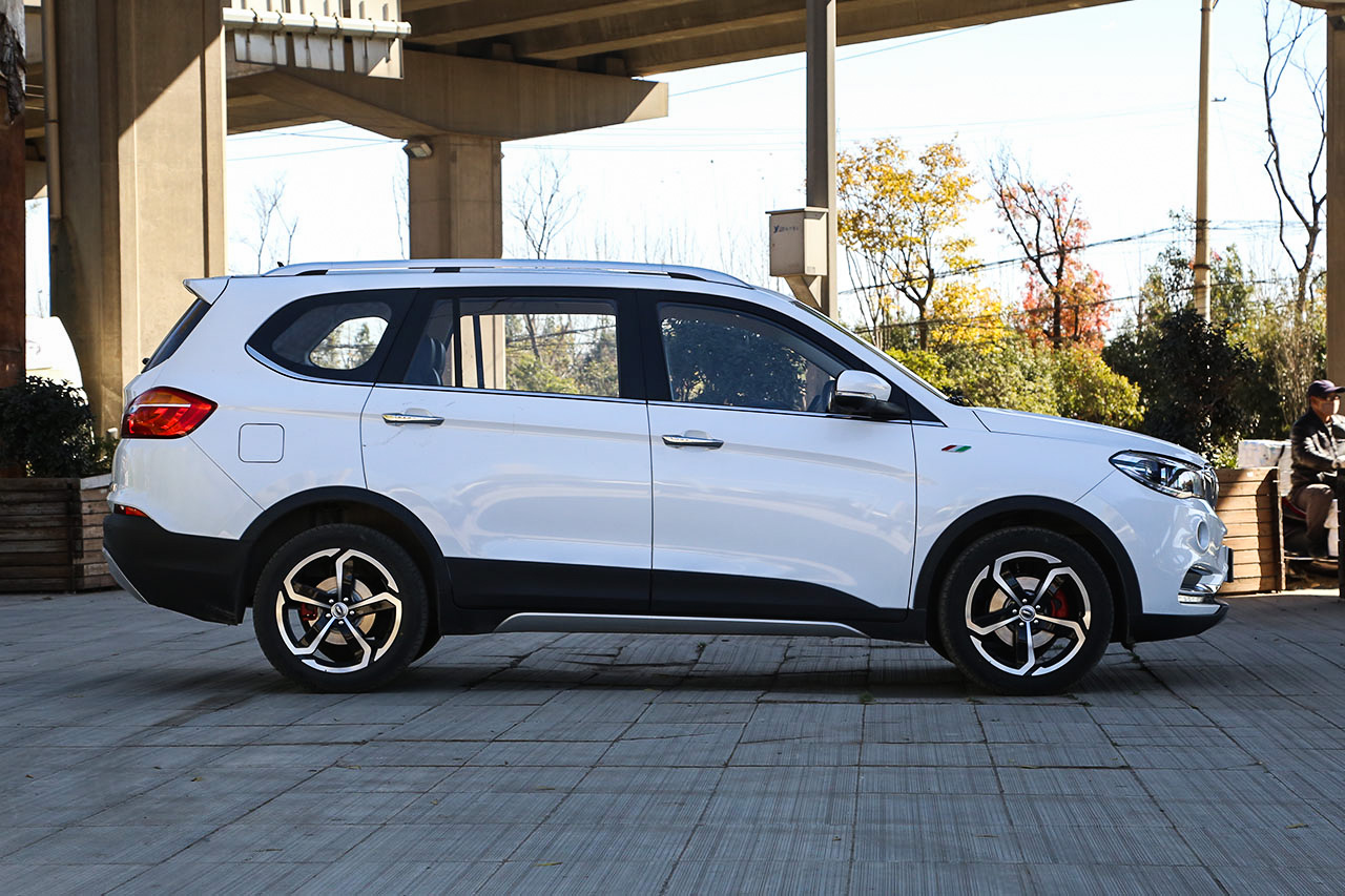 2016款斯威X7 1.5T手动豪华型