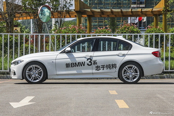 2016款宝马3系 2.0T自动328i M运动型