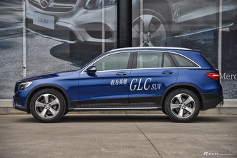 2016款奔驰GLC300 2.0T自动4MATIC动感型 宝石蓝