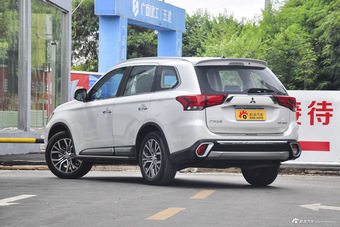 2016款欧蓝德2.4L自动四驱尊贵版7座