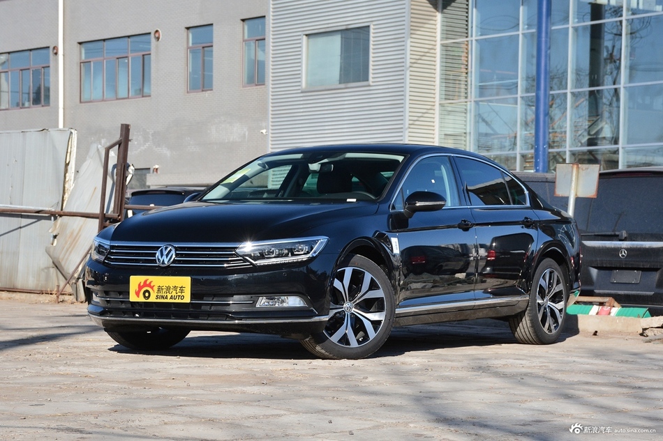 2019款迈腾2.0T自动330TSI DSG尊贵型