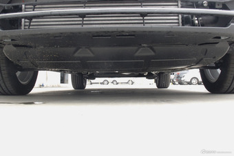 2016款宝骏730 1.5T手动舒适版 7座