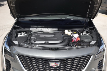 2018款XT4 2.0T自动四驱铂金版28T