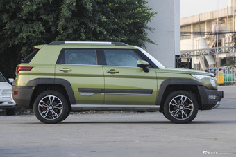 2016款北京BJ20 1.5T 自动CVT豪华型