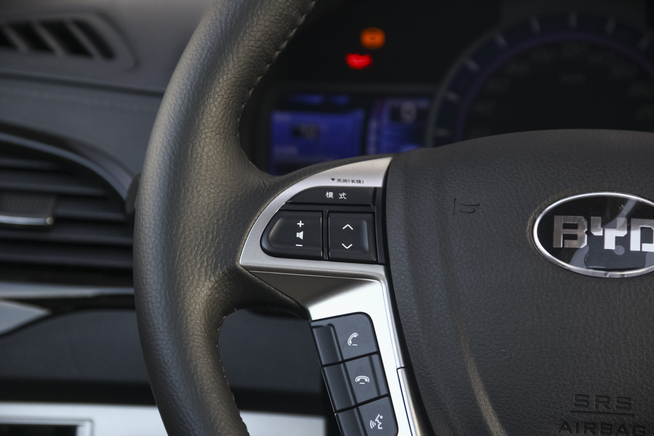 2017款比亚迪S7 1.5T手动尊贵型