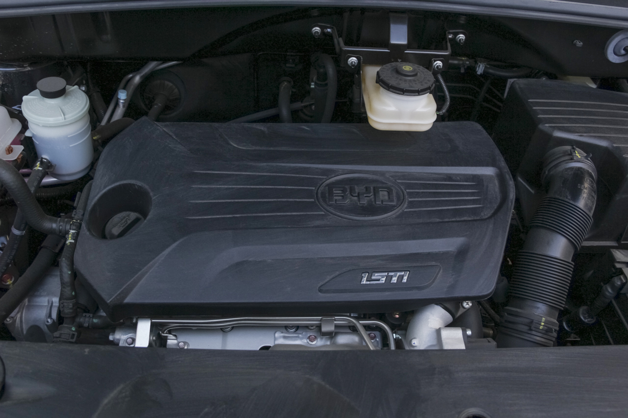 2017款比亚迪S7 1.5T手动尊贵型