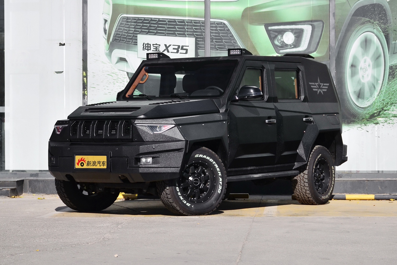 2017款北京bj80 2.3t捍卫者