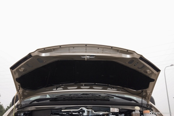 2017款菱智 M3L 2.0L 7座舒适型 