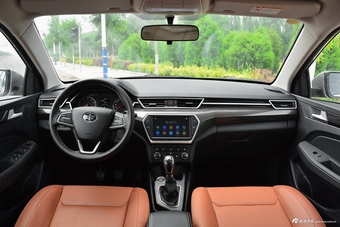 2018款一汽骏派CX65 1.5L手动豪华型