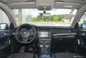 2015款东风标致408 1.2T自动豪华版图片