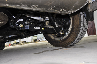 2016款景逸X5 1.8T手动尊享型 珍珠白