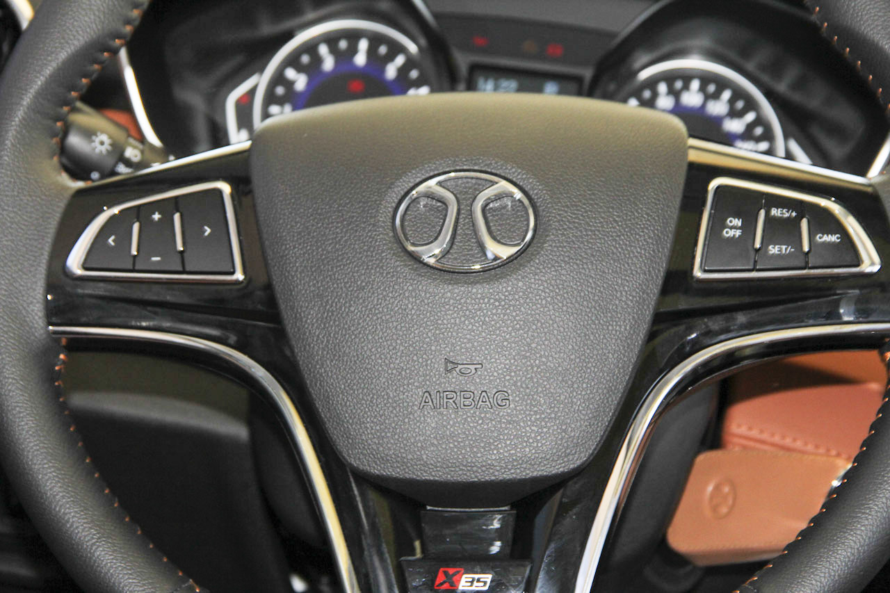 2016款北汽绅宝X35 1.5L自动尊贵版