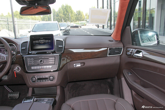  2018款奔驰GLS级 GLS400 3.0T自动4MATIC动感型