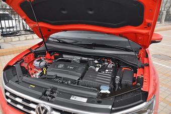 2017款途观L 2.0T 自动四驱至尊旗舰版380TSI