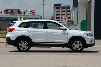 2017款长安CS75尚酷版 1.5T自动锋享型