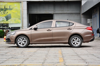 2017款中华H3 1.5L自动精英型