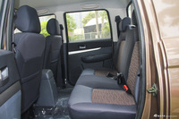 2015款小老虎2.4T手动精英版大双排4D25