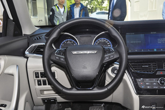 2017款启辰T90 2.0L手动智尚版