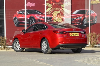 2018款阿特兹2.0L自动蓝天豪华版