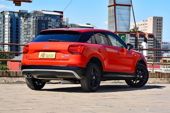 2018款奥迪Q2L 时尚动感型