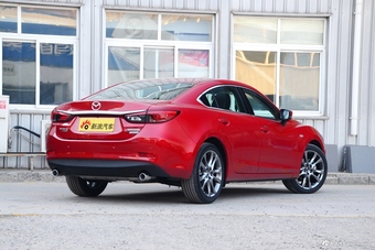 2018款阿特兹2.5L自动蓝天运动版