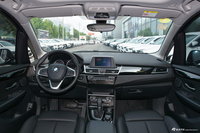 2018款宝马2系旅行车218i 1.5T自动尊享型运动套装