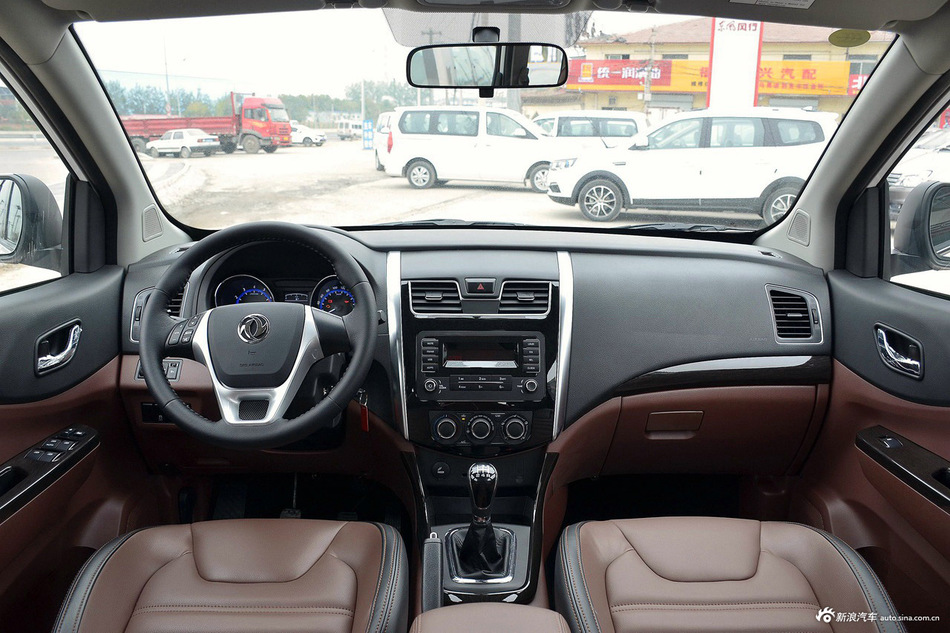 2016款东风风行SX6 1.6L 手动豪华型