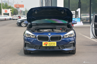 2018款宝马2系旅行车218i 1.5T自动尊享型运动套装图片