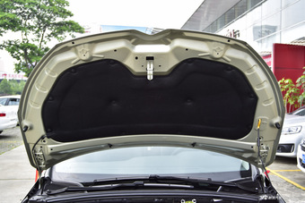 2016款雪铁龙C4世嘉1.6L自动豪华型