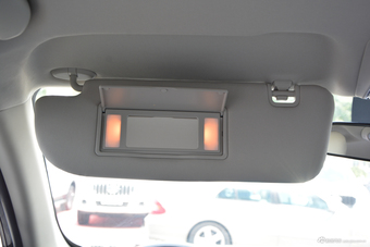 2017上汽大通D90 2.0T自动两驱水星