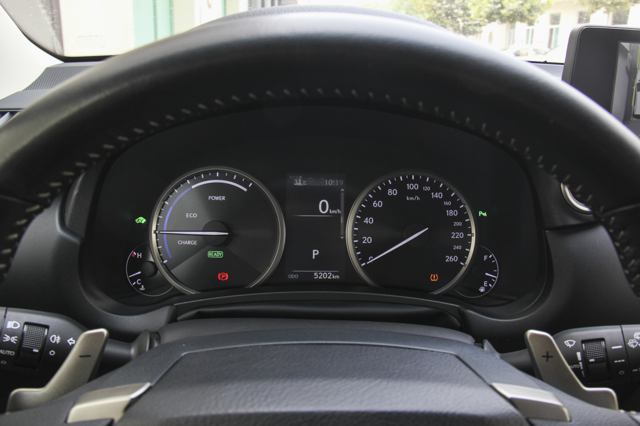 2018款雷克萨斯NX300h 2.5L自动全驱锋致版