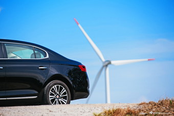 2017款荣威e950官方图