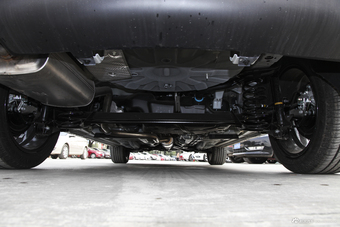 2017款风神AX4 1.6L手动潮尚型